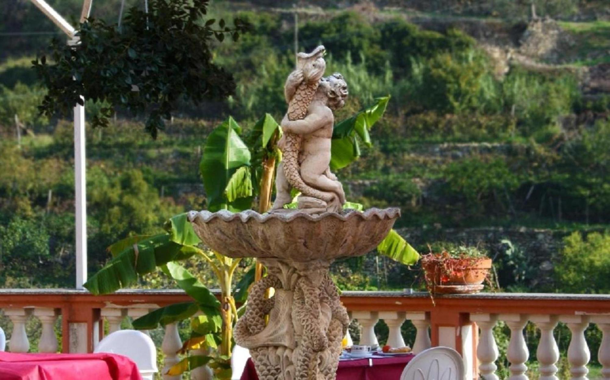 Albergo Ristorante San Matteo San Bartolomeo Al Mare Zewnętrze zdjęcie