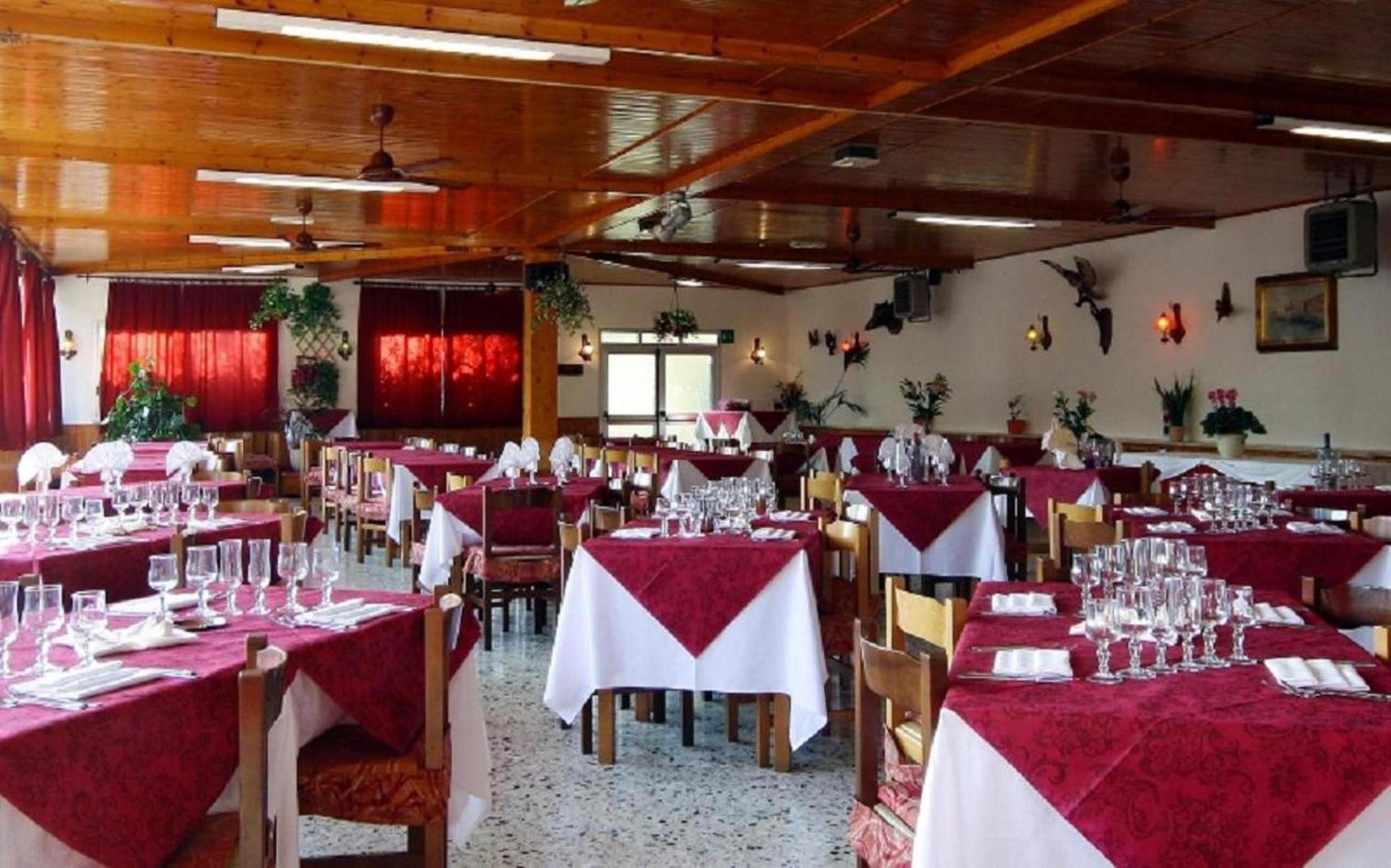 Albergo Ristorante San Matteo San Bartolomeo Al Mare Zewnętrze zdjęcie