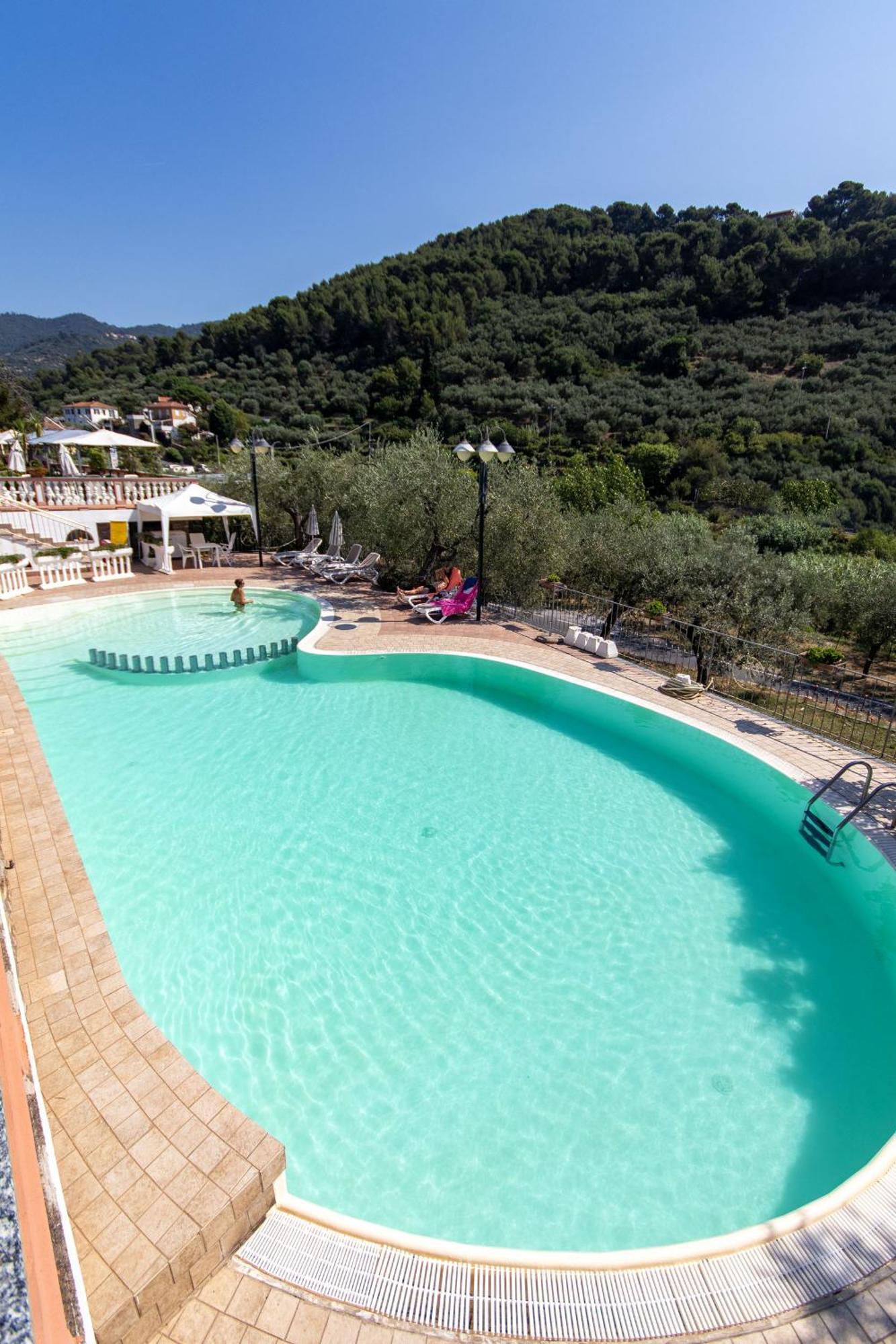 Albergo Ristorante San Matteo San Bartolomeo Al Mare Zewnętrze zdjęcie