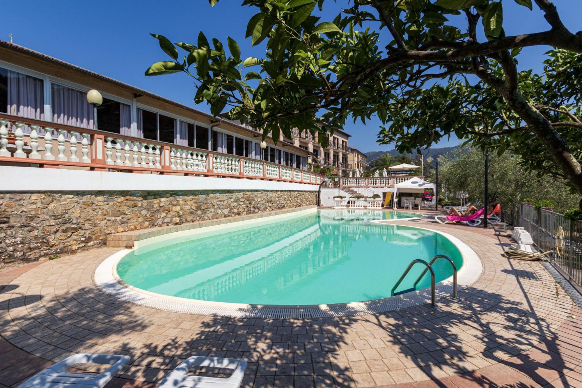 Albergo Ristorante San Matteo San Bartolomeo Al Mare Zewnętrze zdjęcie