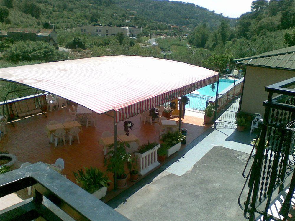 Albergo Ristorante San Matteo San Bartolomeo Al Mare Zewnętrze zdjęcie
