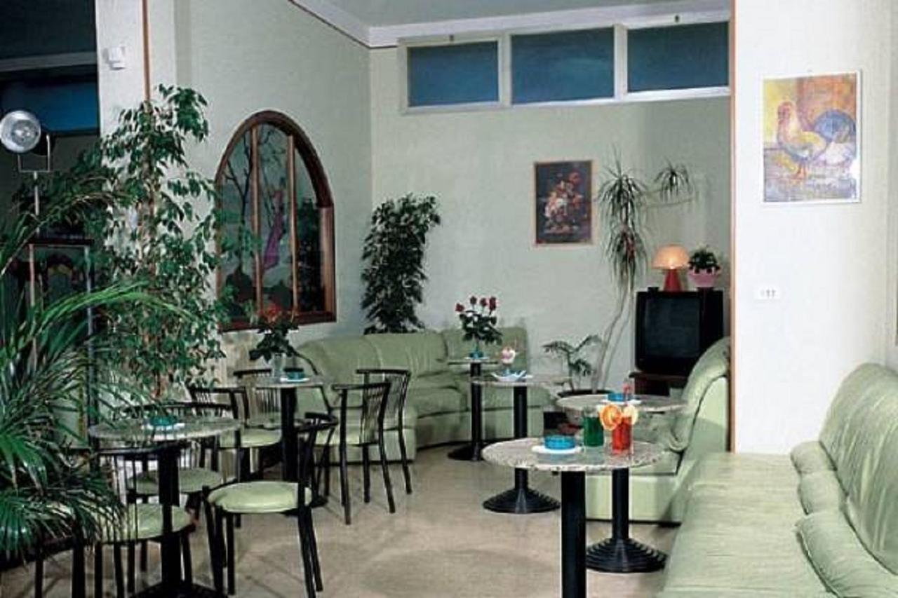 Albergo Ristorante San Matteo San Bartolomeo Al Mare Zewnętrze zdjęcie