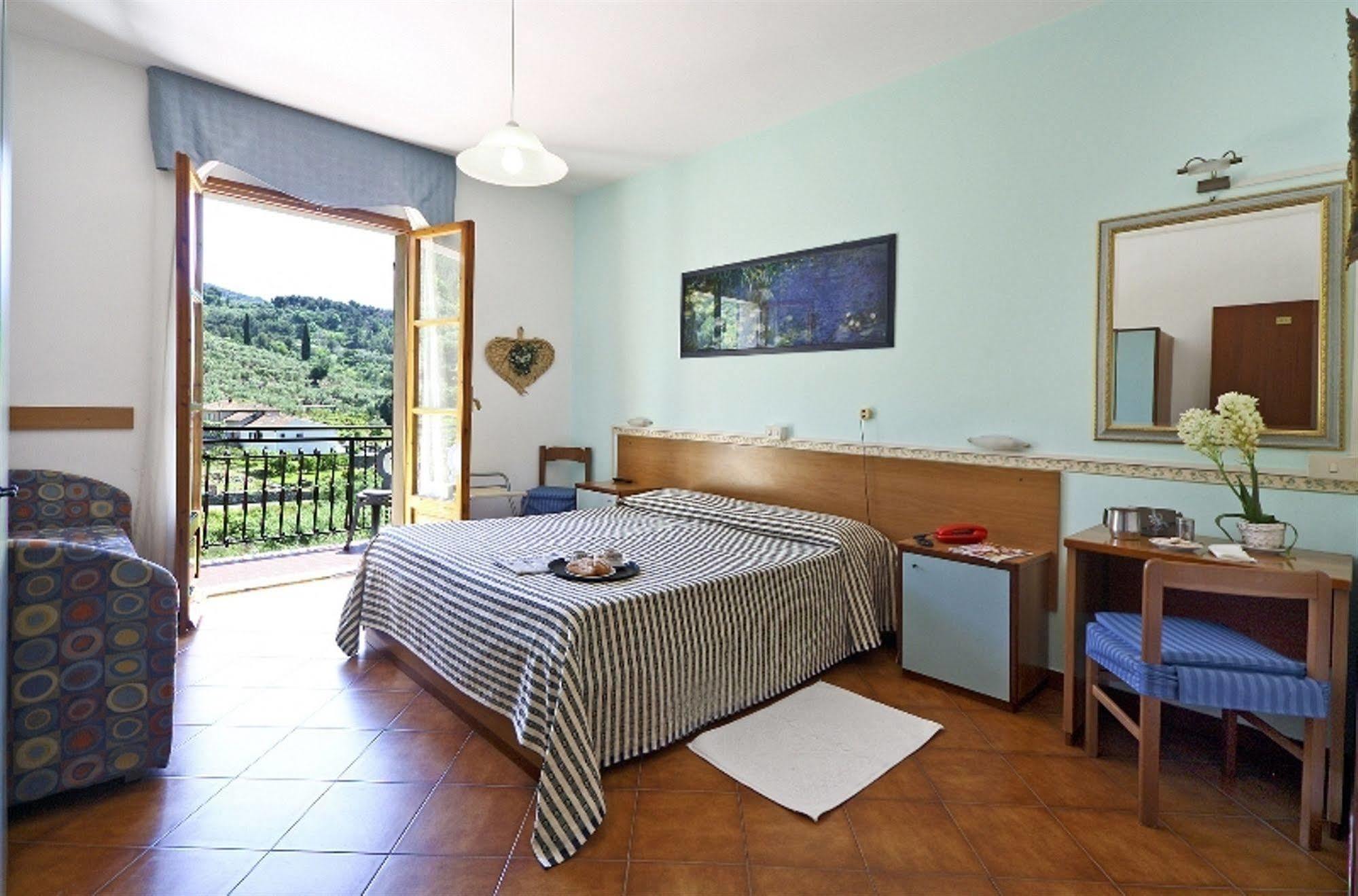 Albergo Ristorante San Matteo San Bartolomeo Al Mare Zewnętrze zdjęcie